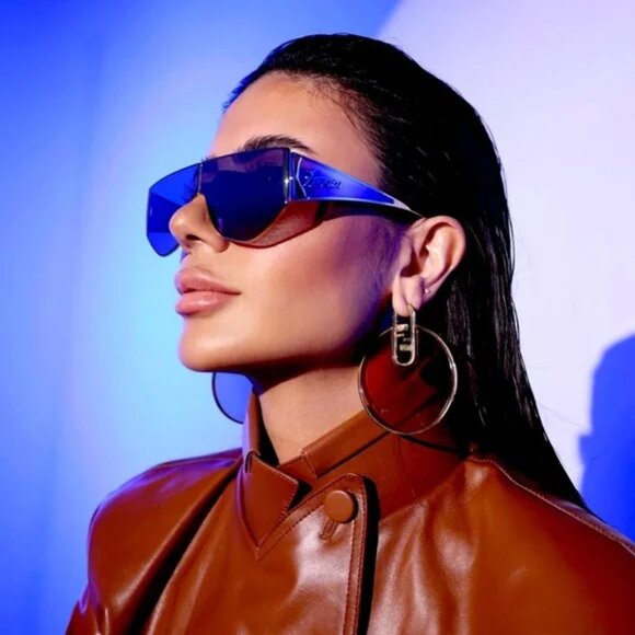 NEW FENDI FE40051U - 32A SHIELD POLARIZED SUNGLASSES - Picture 3 of 16